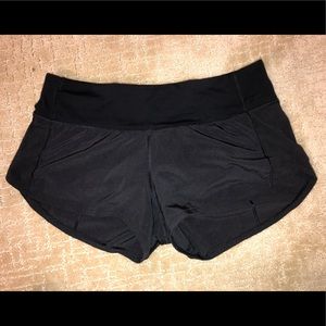 Lululemon Speed Up Short 2.5” (Size 4 Reg)